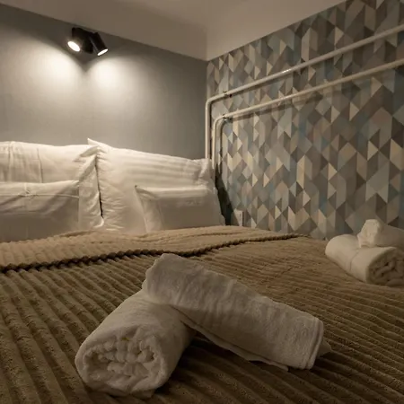 Downtown 1 - Cozy Loft ديبريتْسين