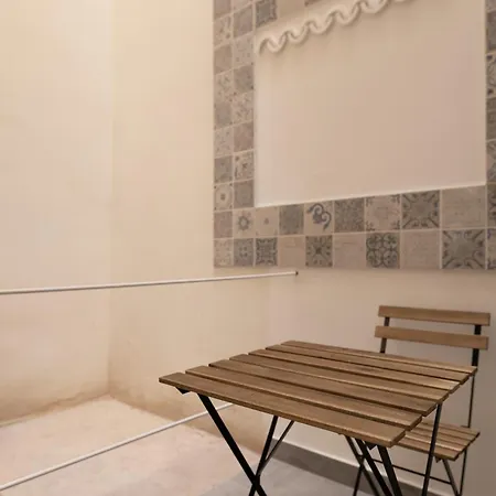 Downtown 1 - Cozy Loft شقة